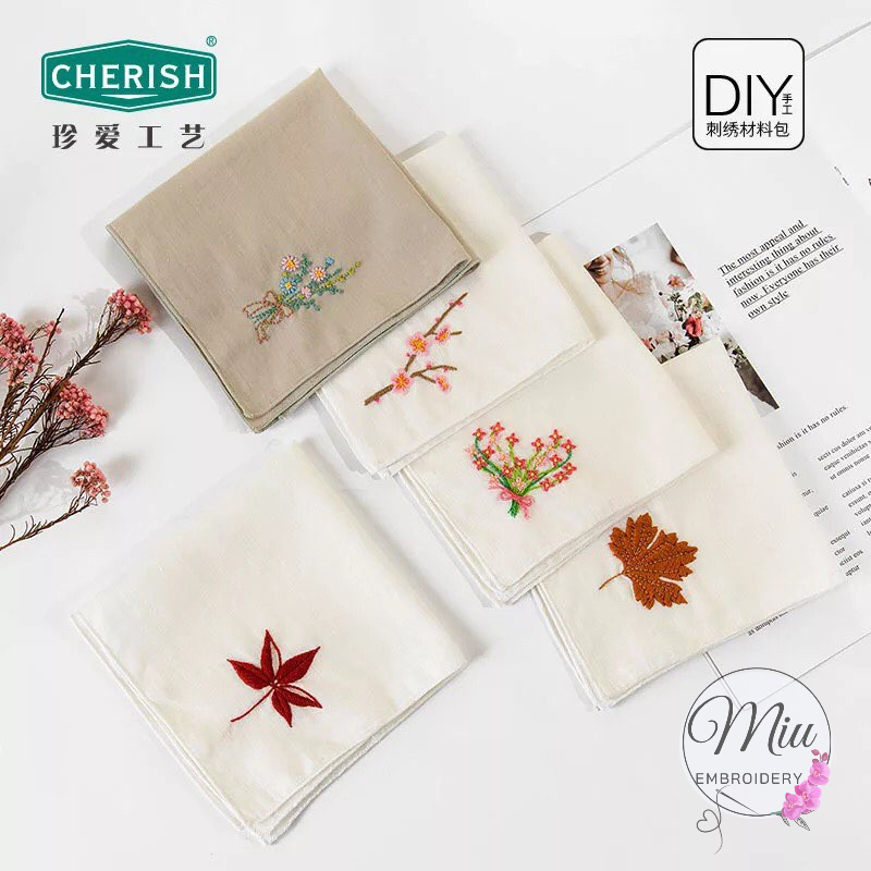 ชุดปักผ้าเช็ดหน้า ขนาด 30 X 30 cm. ฟรีสะดึงขนาด 10cm Napkin DIY Embroidery Kit size 30×30cm. free 10cm hoop