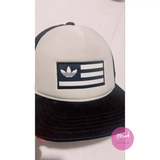 (แฟชั่น) หมวก Adidas B&amp;W Trucker Cap สภาพดี