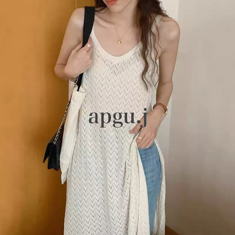 มาใหม่พร้อมส่ง✨ (AP026) sumi top dress เสื้อสายเดี่ยว ไหมพรม สไตล์เกาหลี ชุดไปทะเล ชุดไปคาเฟ่ สไตล์เกาหลี apgu.j