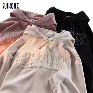 Suikone   เสื้อสเวตเตอร์มีฮู้ดผู้ชายสไตล์อเมริกันเรโทรฮิปฮอปงานปักแขนยาวทรงหลวมใส่ได้ทั้งชายและหญิง