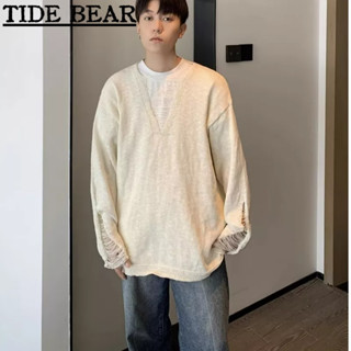 TIDE BEAR เสื้อเชิ้ตผู้ชาย เกาหลีย้อนยุคสบายๆ เสื้อกันหนาวคอวีสุทธิสีแดงที่ว่างเปล่าระดับไฮเอนด์หลวมฉีกเสื้อกันหนาว