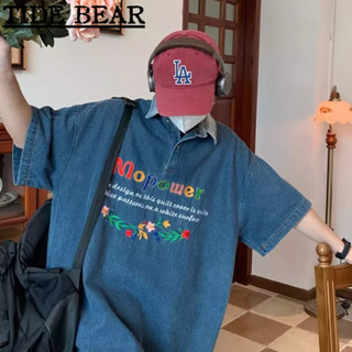 TIDE BEAR เสื้อโปโลผู้ชาย อเมริกันเรโทรถนน จดหมายสีฟ้าปักห้าจุดแขนแฟชั่นด้านบน