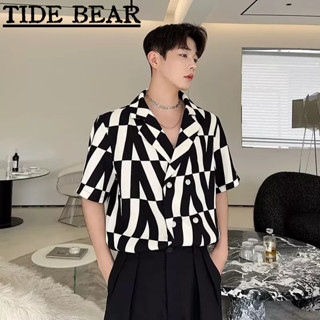 TIDE BEAR เสื้อผู้ชาย เกาหลีย้อนยุคแขนสั้นลำลอง ผ้าม่านระดับไฮเอนด์คอคมชัดสีกระดุมสองแถว