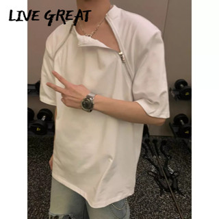 LIVE GREAT ผู้ชายแขนสั้นฤดูร้อนใหม่เฉพาะอินเทรนด์ออกแบบด้านบนหลวมสบาย ๆ ทุกการแข่งขันสีทึบห้าจุดแขนเสื้อยืด