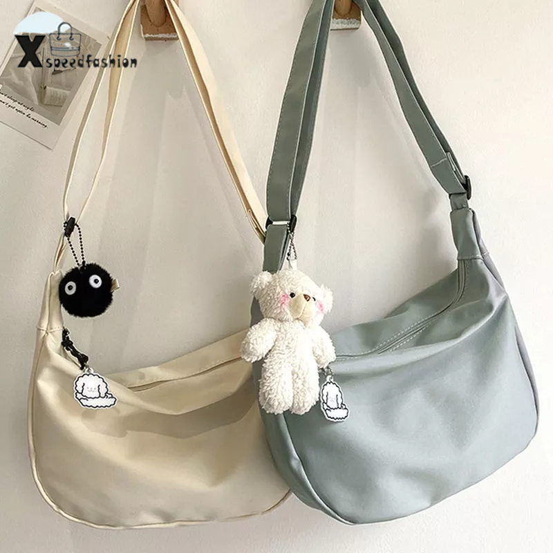 xspeedfashion(X1832) กระเป๋าสะพายข้าง สีพื้น ผ้าไนล่อน สไตล์เกาหลี(ไม่มีที่ห้อยแถม)