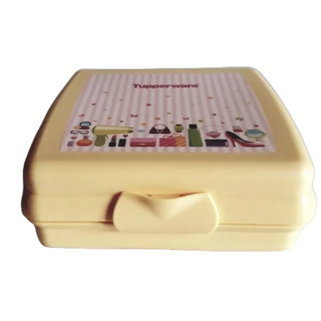 Tupperware sandwich box สีเหลือง
