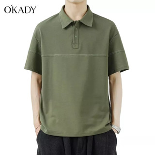 OKADY เสื้อโปโลผู้ชายเกาหลีใหม่แฟชั่นสีทึบแขนสั้นปกหลวมสบาย ๆ ด้านบนหลวม