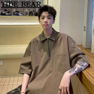 TIDE BEAR เสื้อโปโลผู้ชาย เกาหลีย้อนยุคแขนสั้นลำลอง สีทึบครึ่งห่วงโซ่หลวมด้านบน