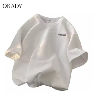 OKADY เสื้อยืดคอกลม สีทึบ เยาวชนนิยม สไตล์เมือง แฟชั่นไทด์ แบรนด์ใหม่ของผู้ชาย