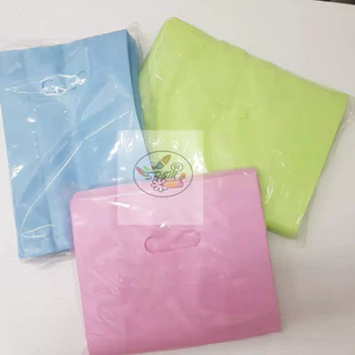 ถุงแฟชั่น ถุงหูเจาะ สีพื้น แบบไม่มีลาย คละสี (1 กิโล/แพ็ค) คุ้มกว่าปกติจำนวนมากกว่า