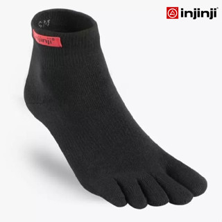 Injinji ถุงเท้ากีฬา แยกนิ้ว รุ่น Sport Originalweight Minicrew รุ่นหุ้มตาตุ่ม ใส่เล่นกีฬา ออกกำลังกาย สีดำ