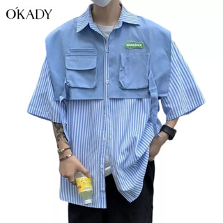 OKADY เสื้อเชิ้ตแขนสั้นลำลองสำหรับผู้ชาย เสื้อเชิ้ตหลวม สไตล์ญี่ปุ่น สีฟ้าและสีขาว แจ็คเก็ตสไตล์ฮ่องกง