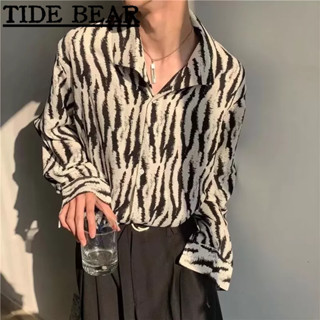 TIDE BEAR เสื้อผู้ชาย เกาหลีย้อนยุคสบายๆ ชุดเป็นอุปกรณ์ที่มีการเลิกบุหรี่แขนยาวบางหลวมแฟชั่นระดับไฮเอนด์ด้านบนรูปแบบม้าลาย