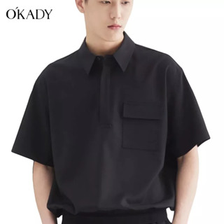 OKADY สื้อเชิ้ตลำลองผู้ชายครึ่งแขนสไตล์เกาหลีคนดังอินเทอร์เน็ตหล่อด้านบนเบาสไตล์ที่คุ้นเคยแขนสั้นหลวมสีทึบปกเสื้อโปโล