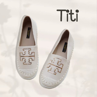 Titi - ตีตี้ รองเท้าหนังหุ้มส้น พื้นยางกันลื่น ปักโลโก้2ชั้น