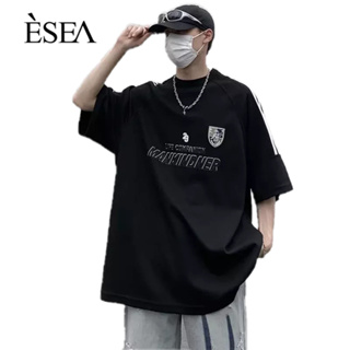 ESEA เทรนด์เสื้อยืดผู้ชายทรงหลวมยอดนิยมเสื้อยืดผู้ชายลายทางคอกลมแขนสั้นแฟชั่น