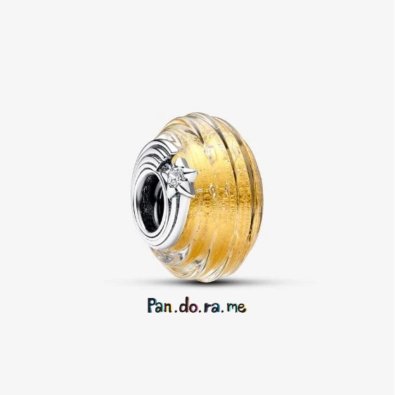 [พร้อมส่ง สินค้าแท้ ] Pandora Shooting Star Grooved Murano Glass Charm
