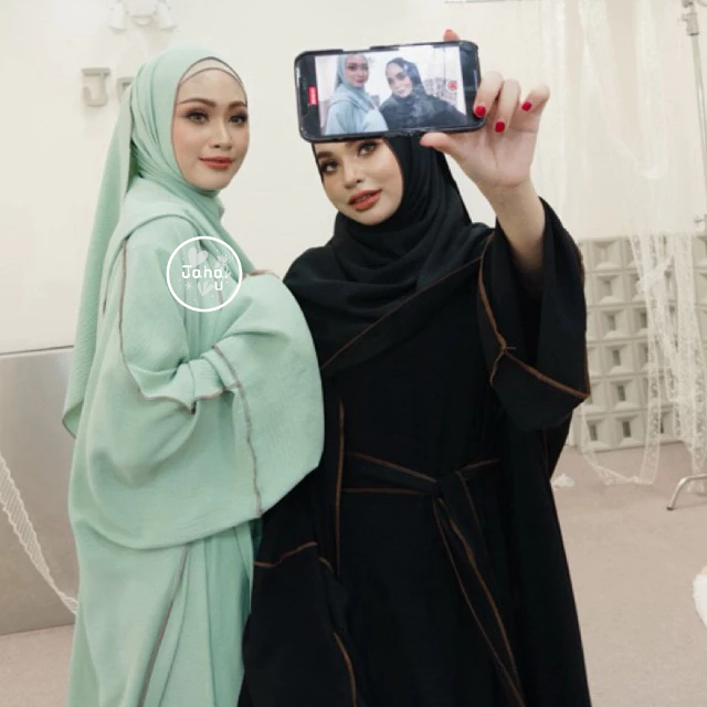 ABAYA DUBAI PURE CROCHET CARDIGAN DRESSTHREE SETS เซ็ตอาบาย่า เดรสตัวใน เสื้อคลุม(แถมฟรีผ้าคลุม)