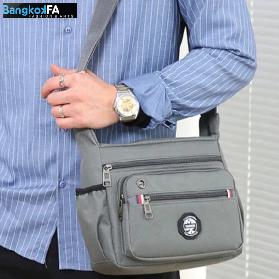 bangkoklist(BA1947) กระเป๋าสะพายข้าง Xiuxianxilie ผ้าoxford มี 4 สี มีช่องเยอะ