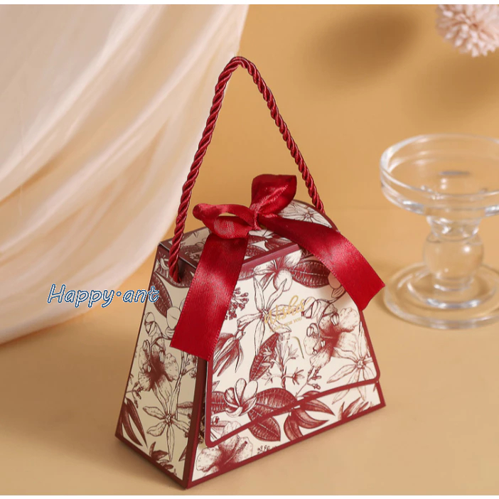 NEW  กล่องดอกไม้ กล่องกระดาษ ใส่ขนม ใส่ลูกอม กล่องของฝาก (สินค้าพร้อมส่ง)