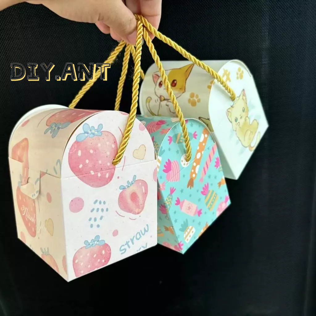 🍀ใหม่🍀สินค้าพร้อมส่งจำนวนมาก กล่องของขวัญ กล่องกระดาษ กระดาษคราฟท์ ใส่ของขวัญ ทรงกระเป๋า