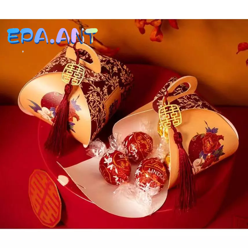 🎀EPA🎀กล่องของขวัญสไตล์จีน+พู่ ใส่ขนม ใส่ของขวัญ ไหว้พระจันทร์ มีหลายสีขนาด 7*8.5*8* ซม.
