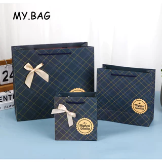 🌷🌷BAG🌷🌷 ถุงกระดาษ ลายสก็อต สีครีม สีน้ำเงิน ถุงใส่ของขวัญ แบบติดโบว์ กระดาษเงา ใส่เสื้อผ้า