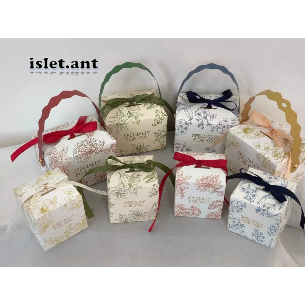 กล่องของขวัญ กล่องขนม กล่องกระดาษพิมพ์ลายSPECIALLY FORYOU  กล่องหูหิ้ว ลายดอกไม้ น่ารัก พร้อมริบบิ้นผูก - รูปที่ 5