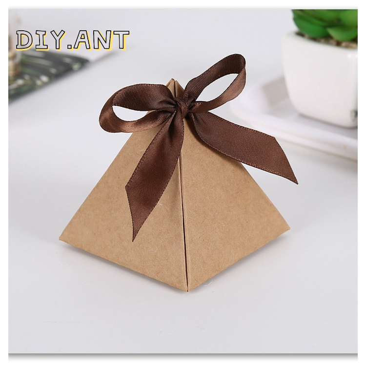 💐DIY💐 กล่อง กล่องกระดาษ กลองขวัญ ของชำร่วย ทรงพีระมิด (สินค้าพร้อมส่ง)
