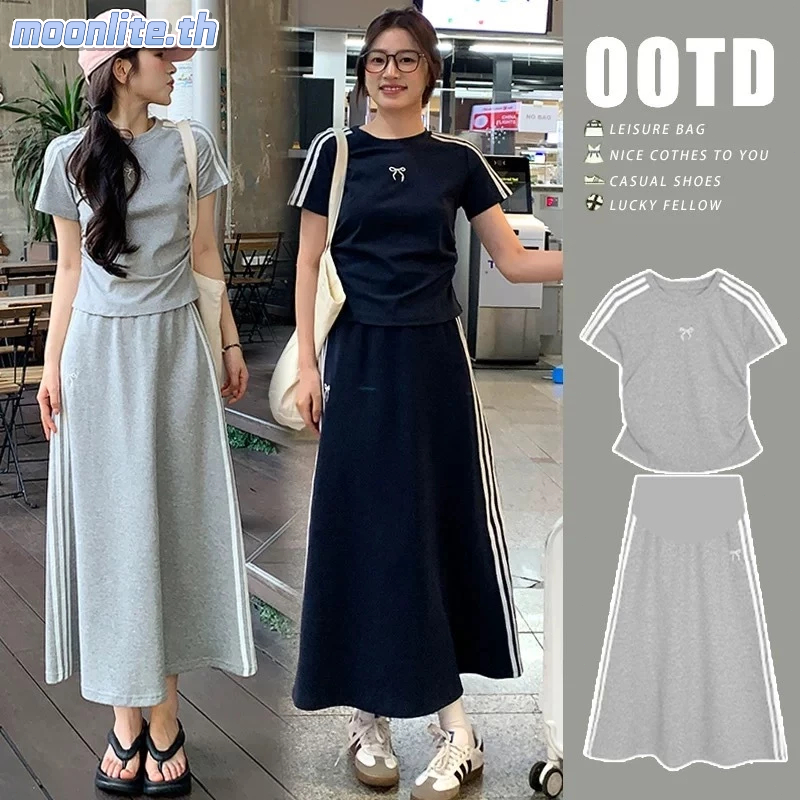 ชุดสูทสองชิ้นผู้หญิง 2025 ฤดูร้อนแฟชั่นเกาหลีชุดสูทสามชิ้นโบว์เสื้อยืดแขนสั้น + กระโปรง Moonlite.th