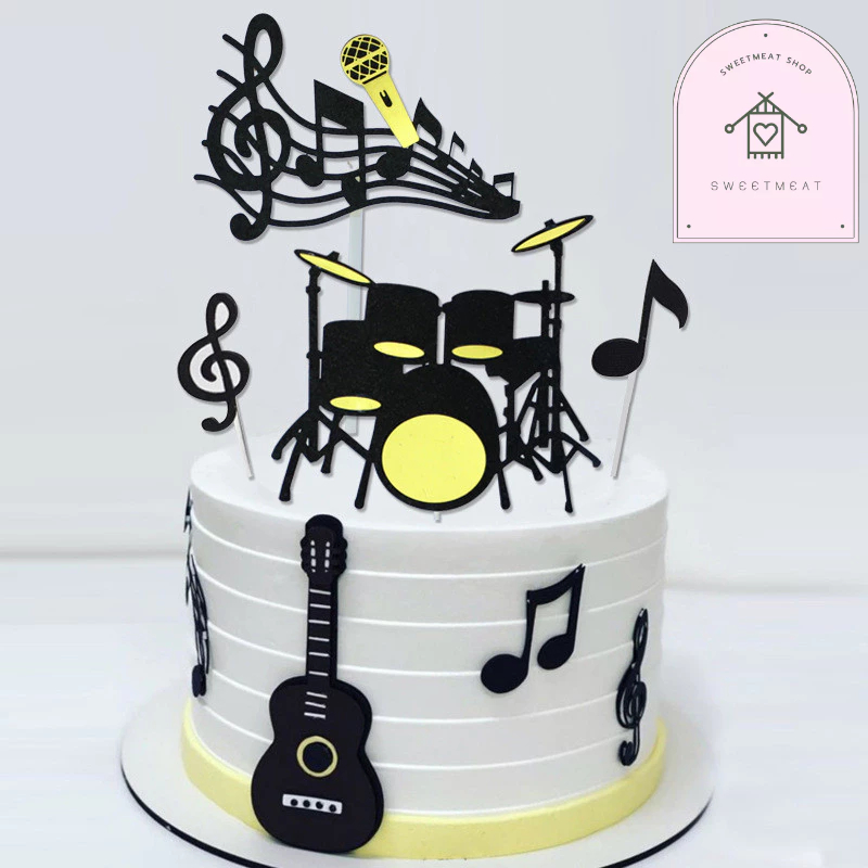 ป้ายHBD โน้ตดนตรี เครื่องดนตรี เซทดนตรี กลอง กีตาร์ ปลั๊กอิน ตกเเต่งเค้กเครื่องดนตรี