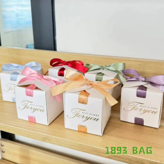 🍭 กล่องของขวัญ ผูกริบบิ้นโบว์ สุดหรู ทรงสี่เหลี่ยม ใส่ของชำร่วย ของขวัญชิ้นเล็ก ของที่ระลึก พร้อมส่ง