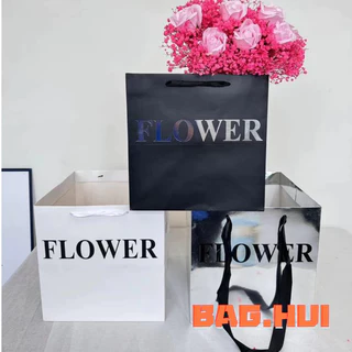 🍒🍒BH ถุงของขวัญ กระดาษเคลือบหนาพิเศษ เคลือบด้าน แบบหนา ฐานกว้าง 28 ซม. หูหิ้วริบบิ้น พร้อมส่ง