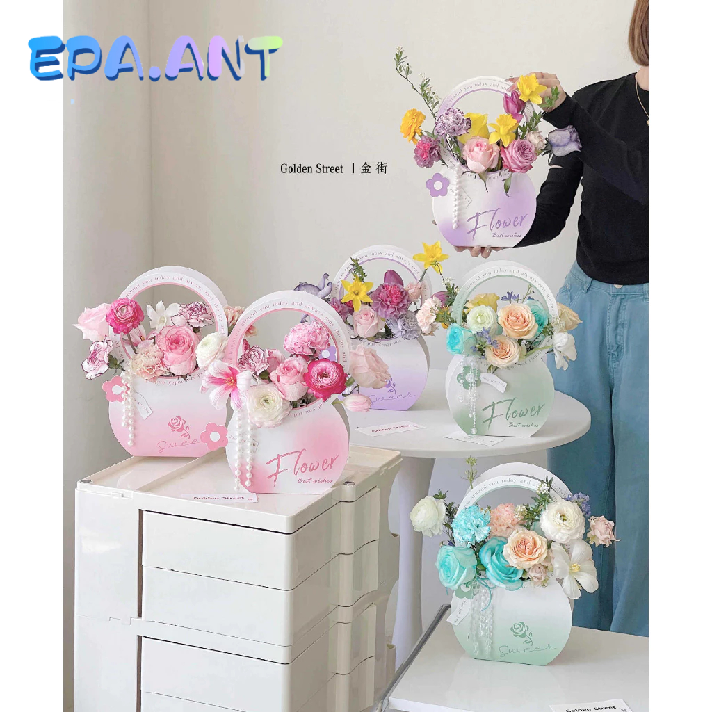 🌺EPA🌺กระเช้าดอกไม้ กระเป๋าหูหิ้วใส่ดอกไม้ จัดช่อดอกไม้ ทรงกลมสีทูโทน สวยมาก