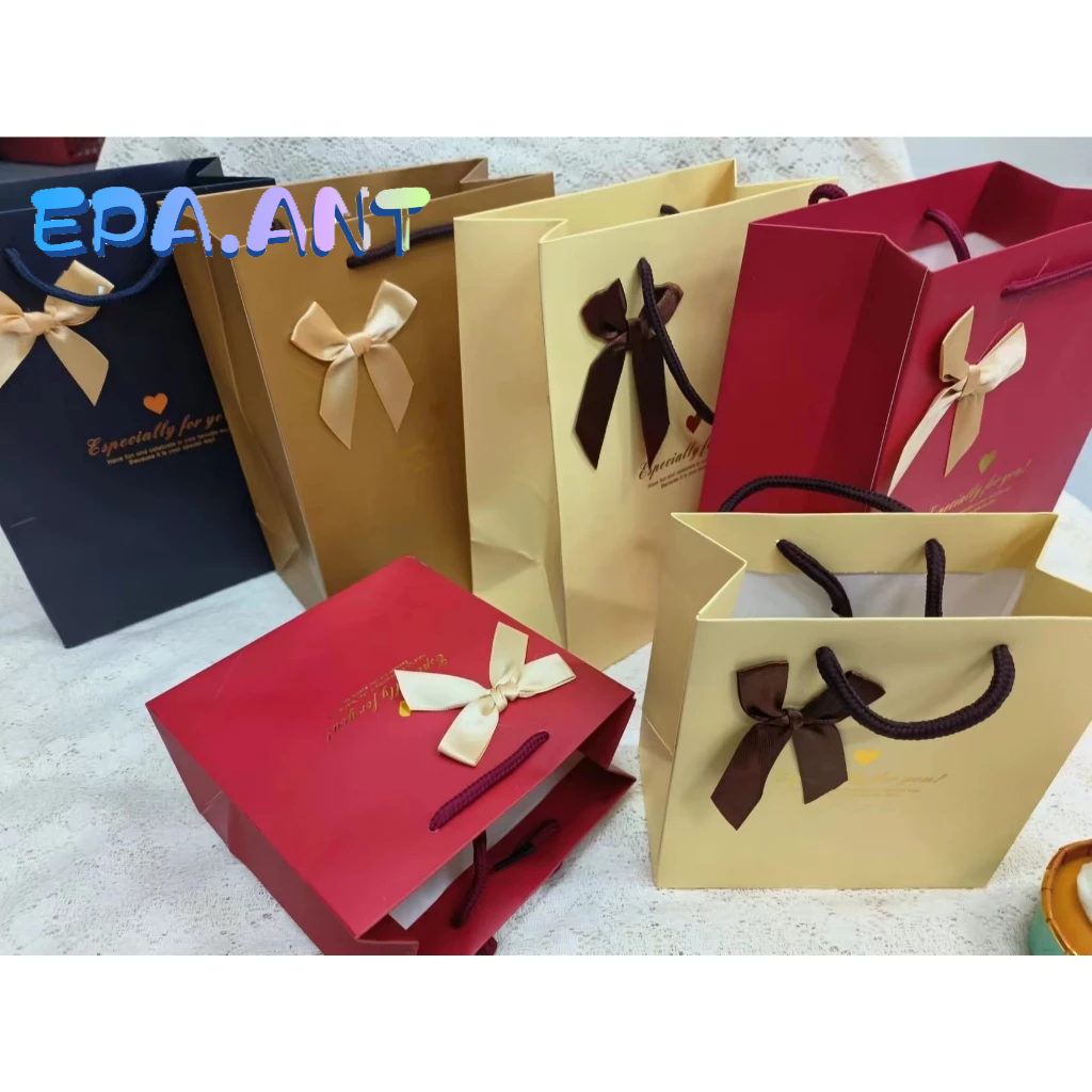 🌺EPA🌺ถุงกระดาษผูกโบว์หัวใจ สีแดง/สีทอง/สีเบจ/สีกรม มี4ขนาด แนวตั้ง