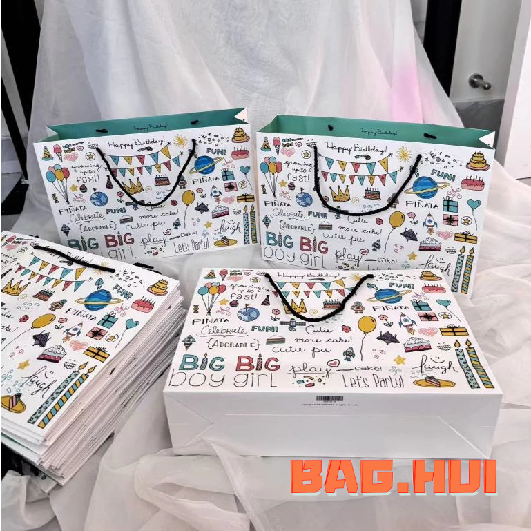 🍒🍒BH ถุงกระดาษใส่ของขวัญ happy birthday วันเกิด ลวดลายน่ารัก กระดาษหนา เชือกหิ้วเกลียว สวยงาม พร้อมส่ง