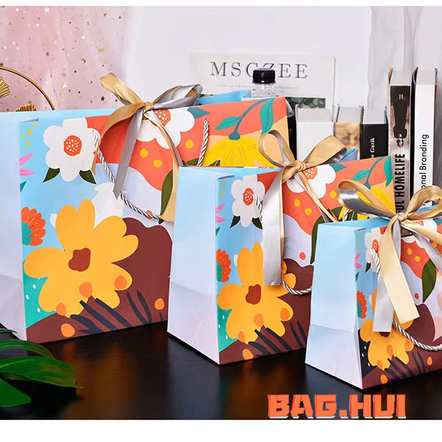 🍒🍒BH ถุงกระดาษลายดอกไม้ ใส่ของขวัญ ใส่ของ หูหิ้ว +แถมริบบิ้น “พร้อมส่งในไทย”