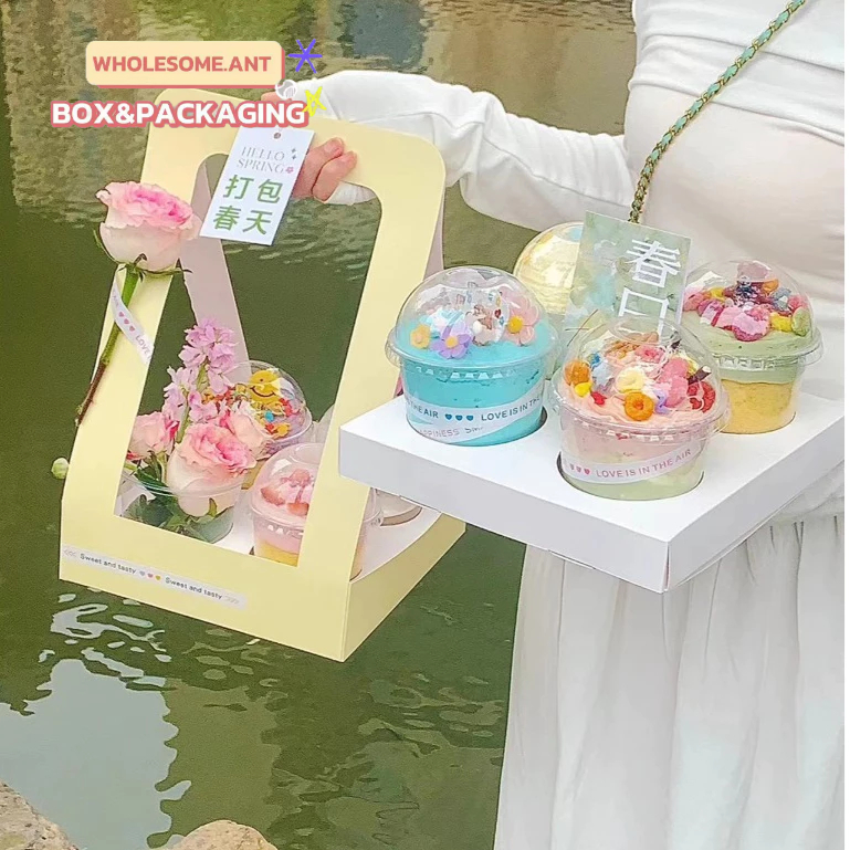 WH กล่องหูหิ้วใส่คัพเค้ก แบบ4ช่อง ขนาด21*21*35 ฐานรองกว้าง8ซม.