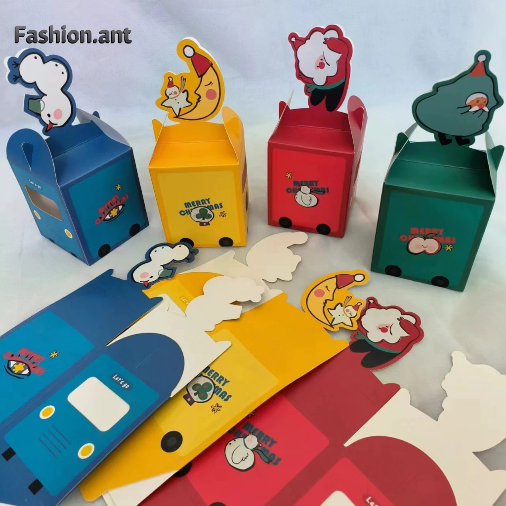 ✅พร้อมส่ง✅กล่องกระดาษใส่ขนมคุกกี้ บิสกิต ลายหัวการ์ตูน น่ารักๆ มี4สี4ลาย (1แพ็ค4ชิ้น)