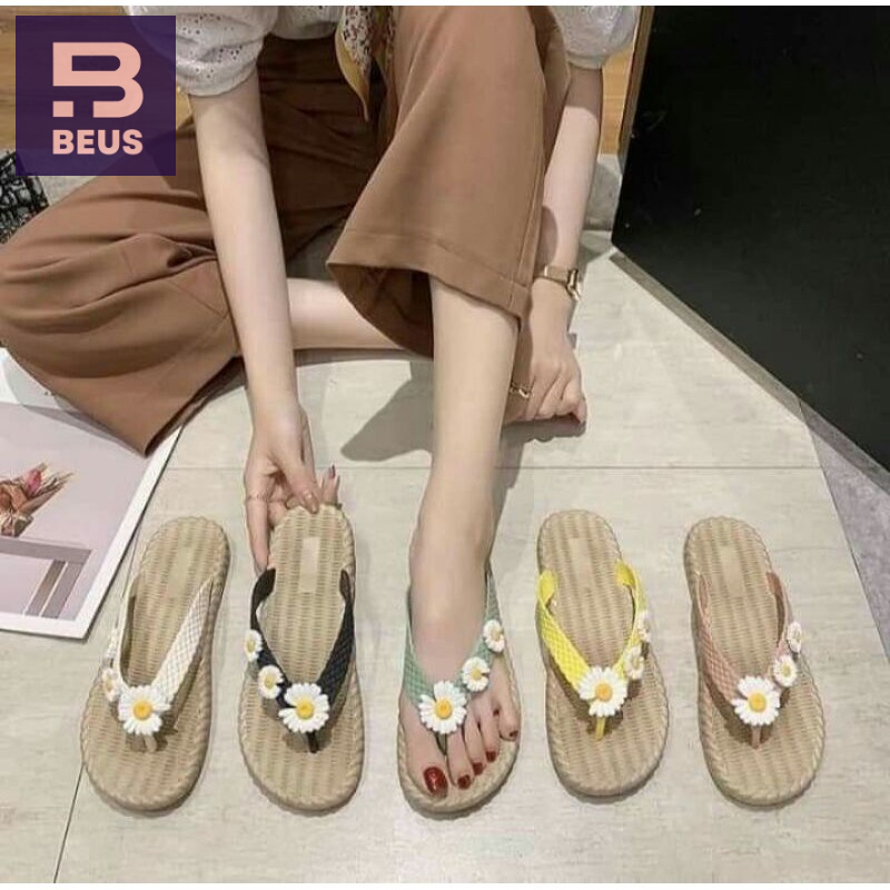 รองเท้าแตะดอกเดซี่ เหมาะสำหรับผู้หญิง แฟชั่นสไตล์เกาหลี แนะนำเพิ่ม1-2ไซส์สำหรับคนเท้าใหญ่