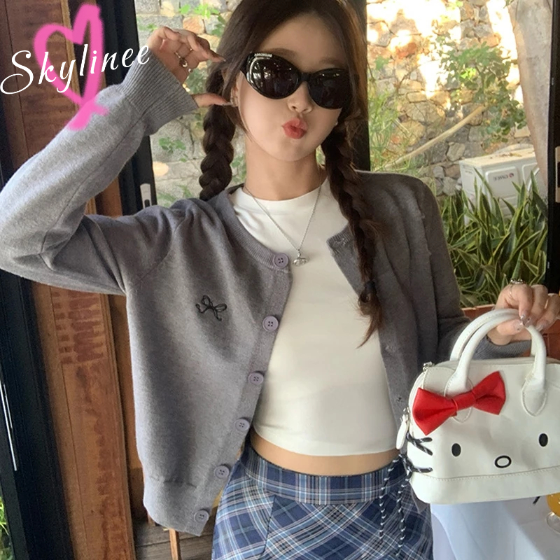 เสื้อคาร์ดิแกนบางโบว์เย็บปักถักร้อยเสื้อถักสั้นผู้หญิงเสื้อแจ็คเก็ตแขนยาวกระดุมเดี่ยว SL