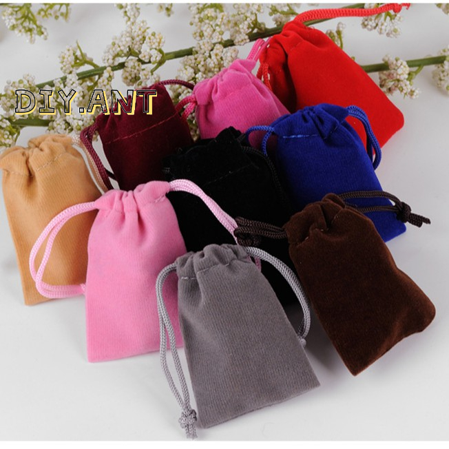 ถุงผ้า หูรูด กำมะหยี่ ราคาถูก มีหลายสี ใส่เหรียญ เครื่องประดับ
