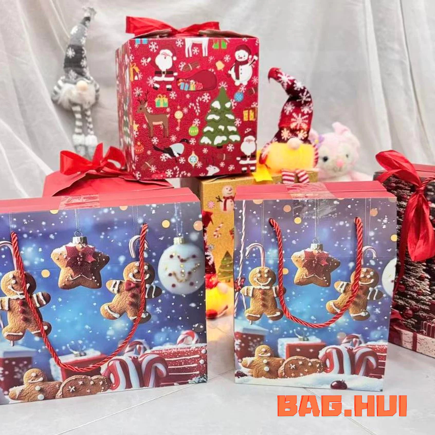 🍒🍒BH กล่องของขวัญ สำเร็จรูป ใช้ได้หลายโอกาส เทศกาลคริสต์มาส ใส่ช๊อกโกแลต ขนม คุกกี้ สะดวก สวยงาม พร้อมส่ง