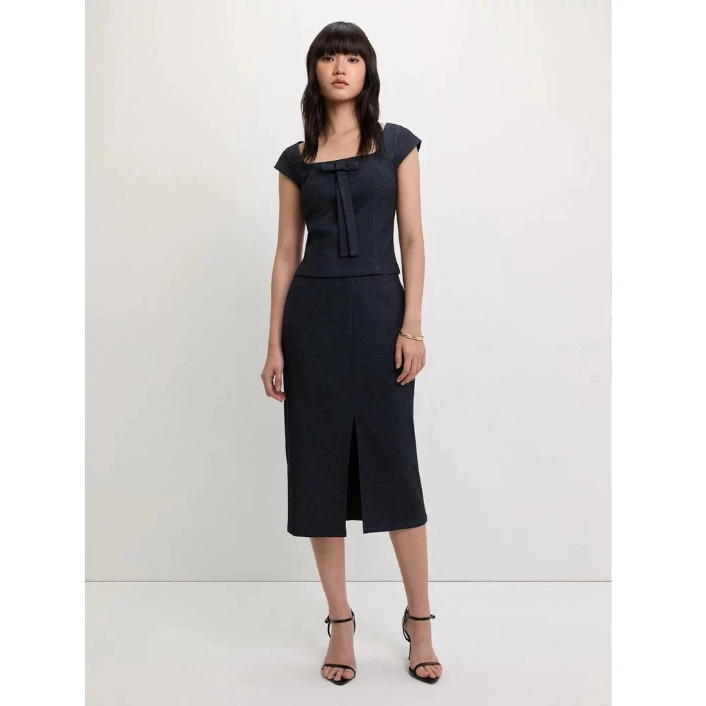 [Pomelo] กระโปรงดีไซน์ผ่าหน้า / Front Slit Skirt