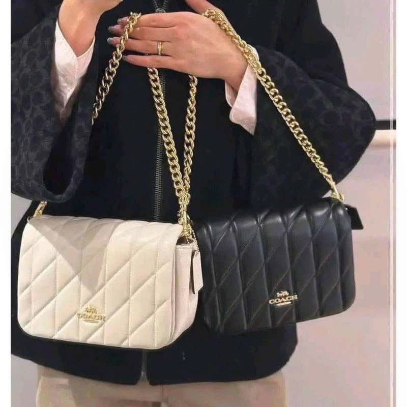 Quinn Bag With Quilting CY663 กระเป๋าสะพายข้าง กระเป๋าผู้หญิง กระเป๋า หนัง Y74H83C6