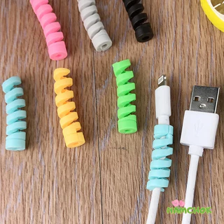 【NK】4PCS ชุดป้องกันสายไฟ ตัวป้องกันสายเคเบิล ฝาครอบป้องกันสายโทรศัพท์สายเคเบิลแขนป้องกัน USB Android iP สุ่ม