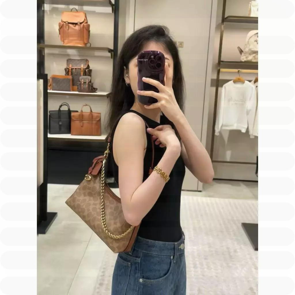 Shoulder Bag 25 CAM26 กระเป๋าผู้หญิง กระเป๋าสะพายข้าง กระเป๋าสะพายไหล่ใบเล็ก ทรงโฮโบ ลาย C