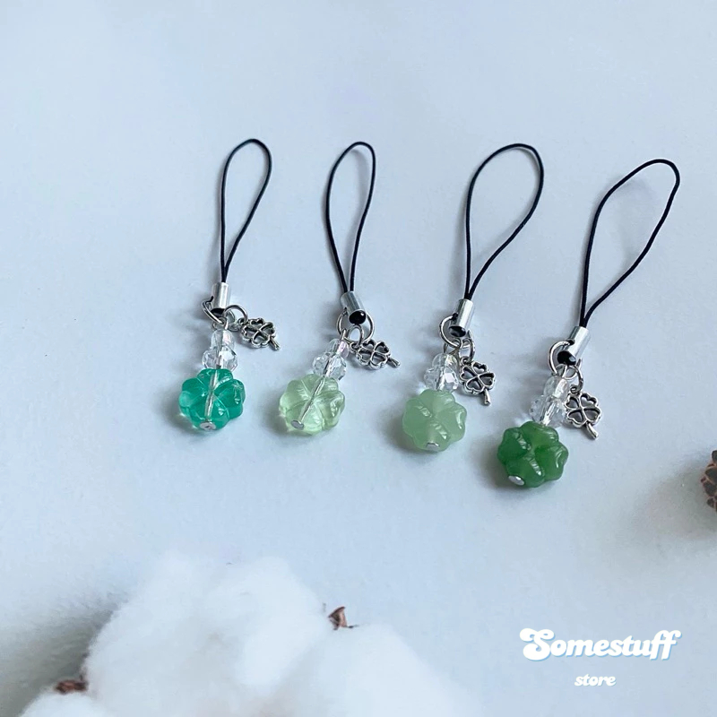 พวงกุญเเจใบโคลเวอร์ clover lucky for you keychain ♡