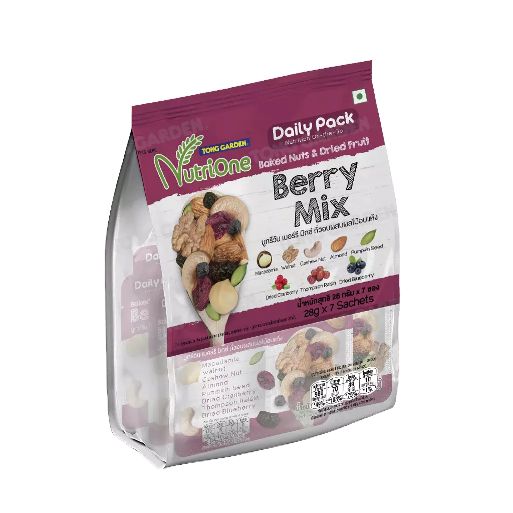 Tonggarden ถั่วอบผสมผลไม้อบแห้ง เบอร์รี่มิกซ์ 196 กรัม