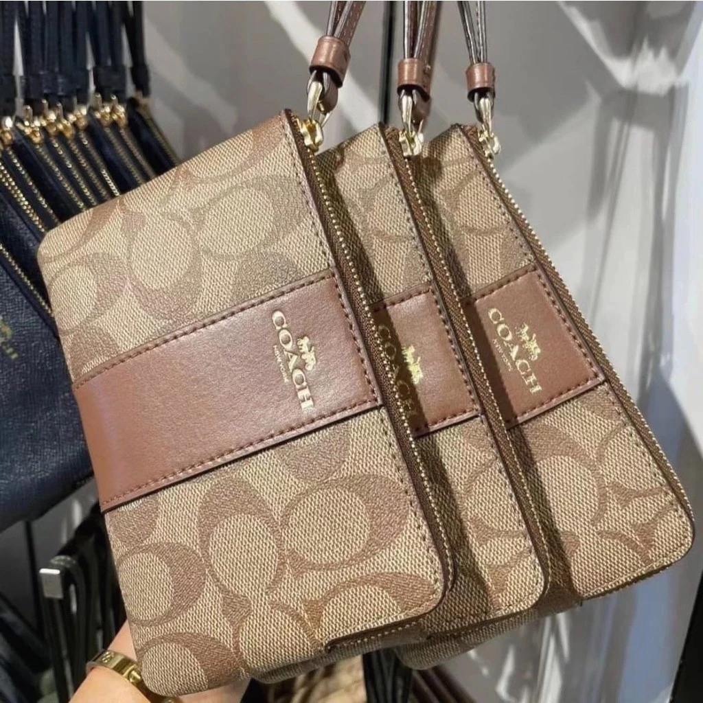 Corner Zip Wristlet F58035 (6.6นิ้ว) ซิปเดียว ช่องใส่การ์ด 2 ช่อง กระเป๋าสตางค์ กระเป๋าเงินเหรียญ Z7